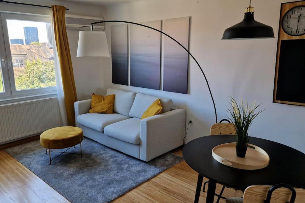 Midnight Blue Oasis - Center, Free Parking Διαμέρισμα Ζάγκρεμπ Εξωτερικό φωτογραφία